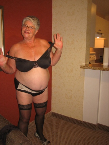 old granny group sexy naked images