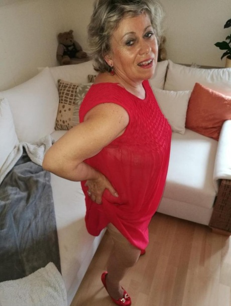 mature spanish women nudes pic