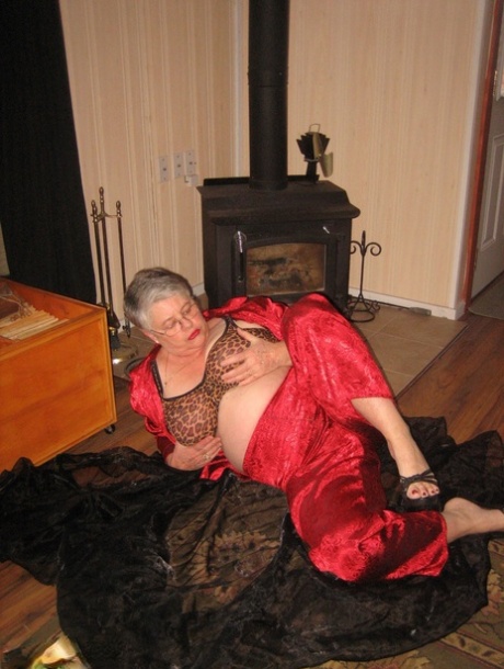 granny assplay hot sex photo