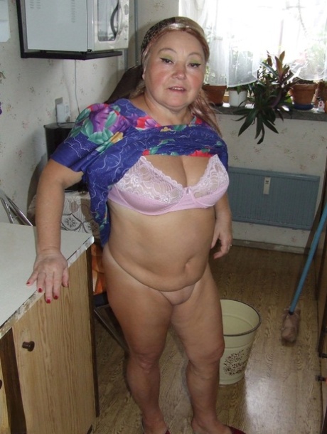 really horny granny free sex image